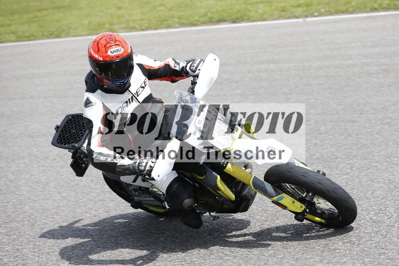 /Archiv-2024/29 12.06.2024 MOTO.CH Track Day ADR/Gruppe gelb/84